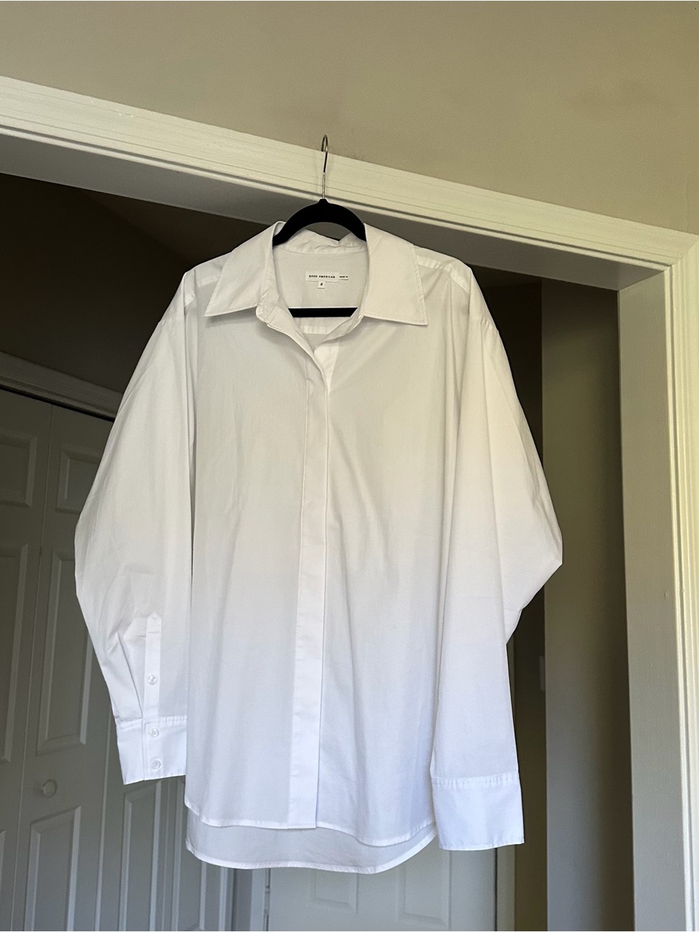 Good American White Button-Down Shirt with Point Collar Women’s Classic Top Sz 2